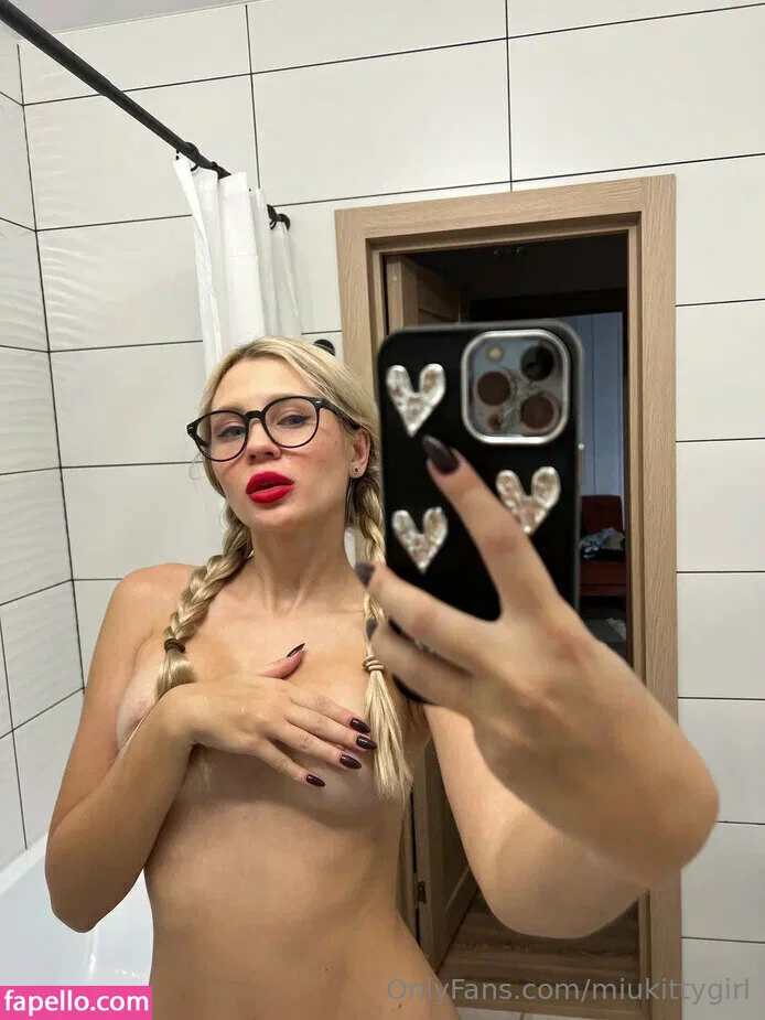 imkittygirl / miukittygirl Onlyfans Photo Gallery 