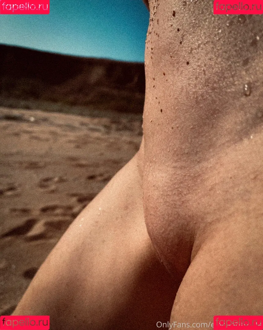 AbsoluteElena / Elena Ptena / Hot Mum / elenaabsolute Onlyfans Photo Gallery 