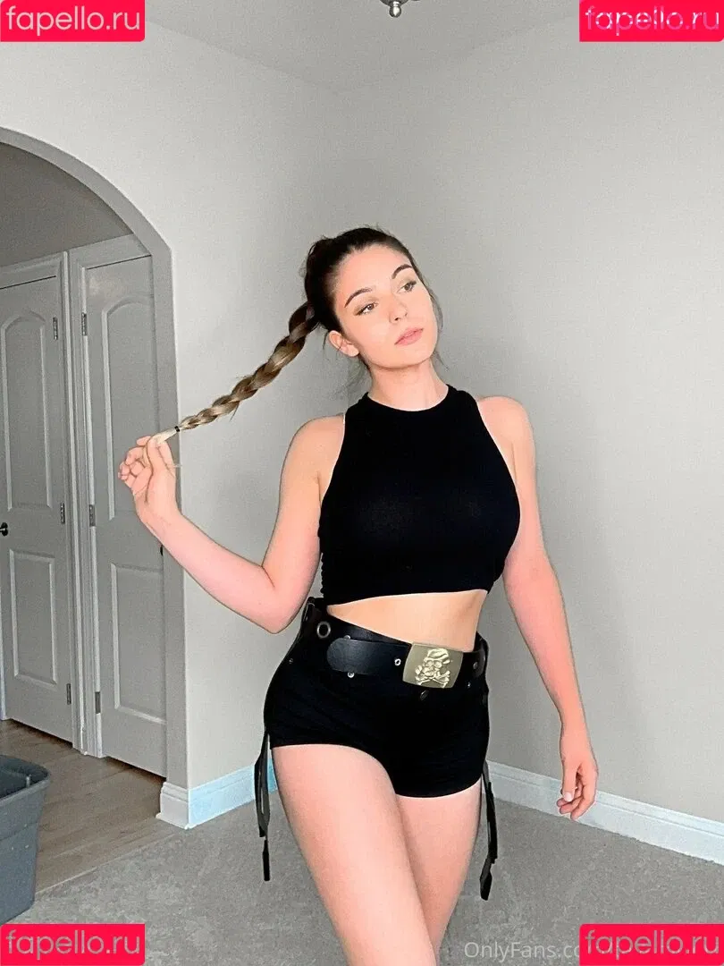 Taya Miller / Tayamillerr / taya_miller / tayamiller Onlyfans Photo Gallery 