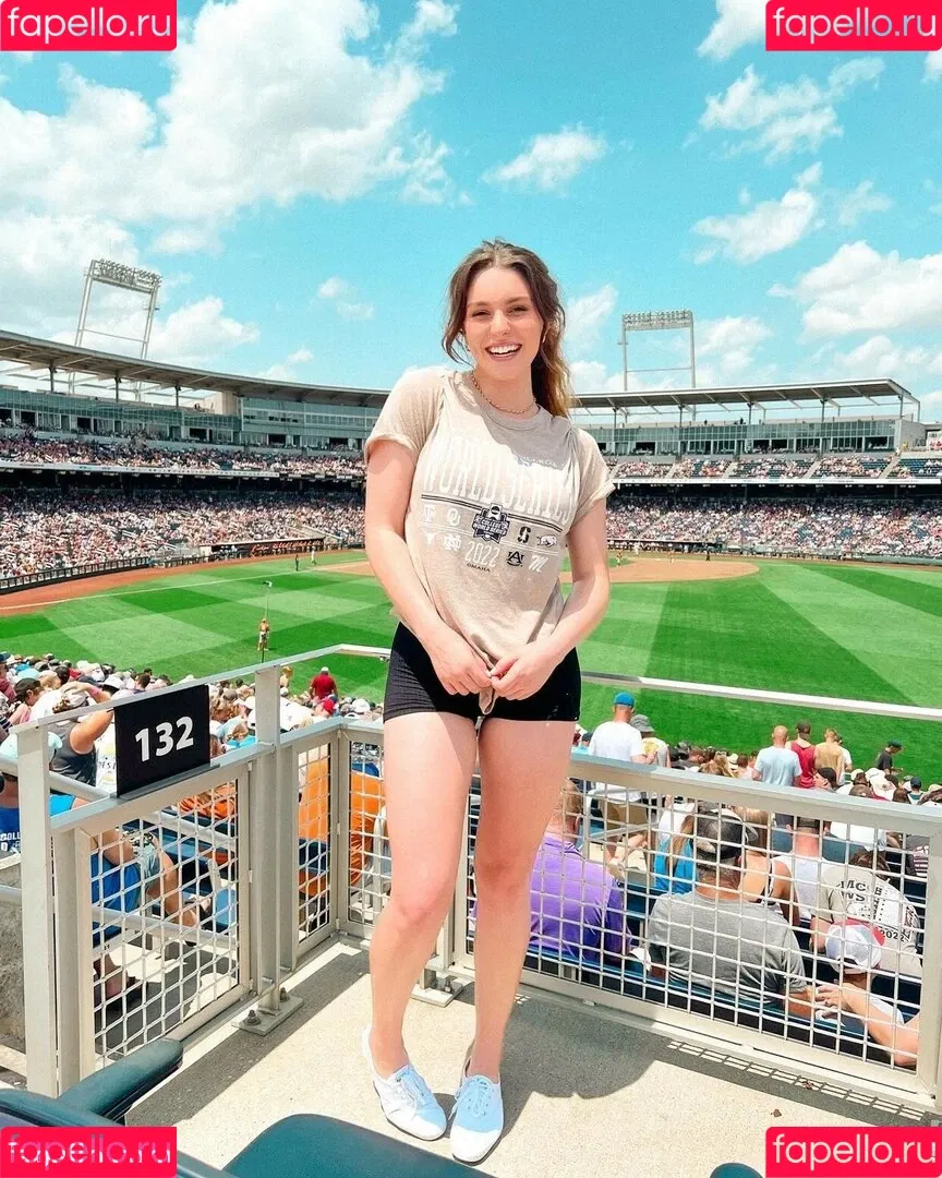 Taya Miller / Tayamillerr / taya_miller / tayamiller Onlyfans Photo Gallery 