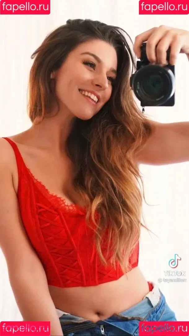Taya Miller / Tayamillerr / taya_miller / tayamiller Onlyfans Photo Gallery 