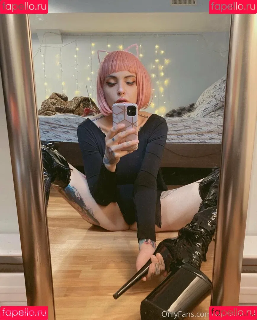 vanphell / vanthill_r Onlyfans Photo Gallery 