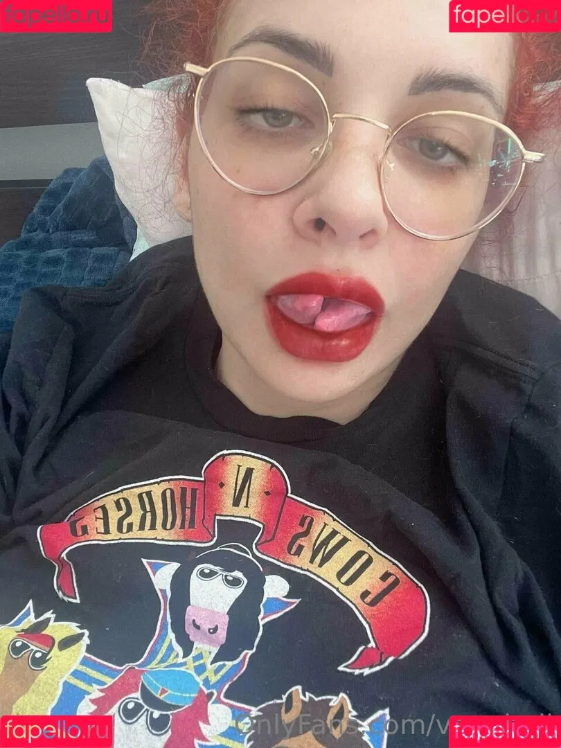 vanphell / vanthill_r Onlyfans Photo Gallery 