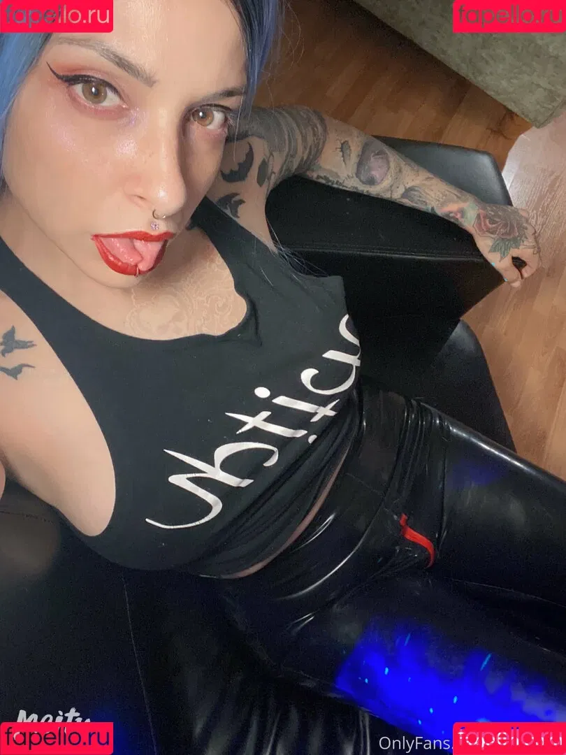 vanphell / vanthill_r Onlyfans Photo Gallery 