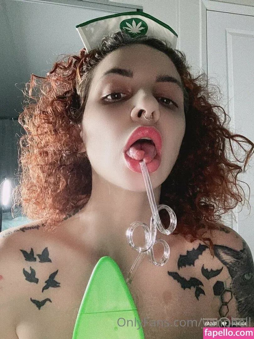 vanphell / vanthill_r Onlyfans Photo Gallery 