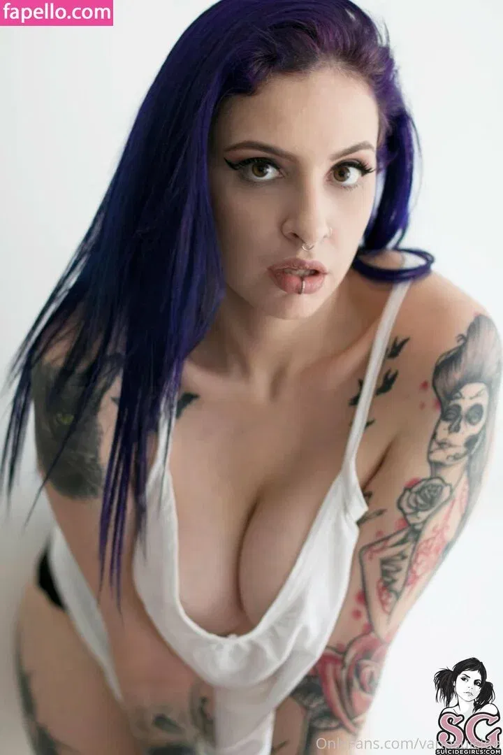 vanphell / vanthill_r Onlyfans Photo Gallery 