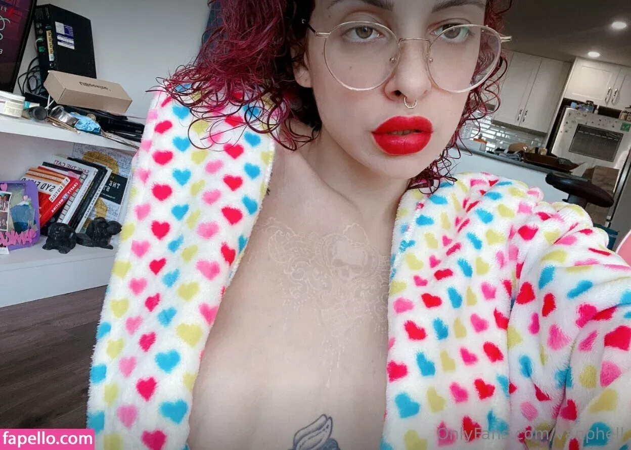 vanphell / vanthill_r Onlyfans Photo Gallery 