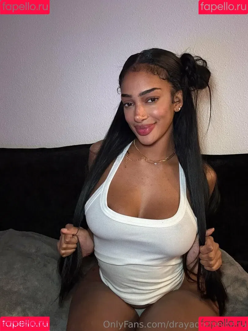 Freckles / cloudydonna / drayadominicana Onlyfans Photo Gallery 