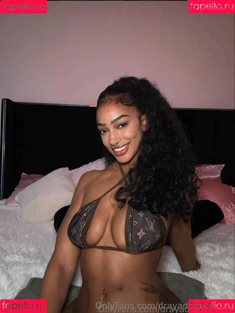Freckles / cloudydonna / drayadominicana Onlyfans Photo Gallery 
