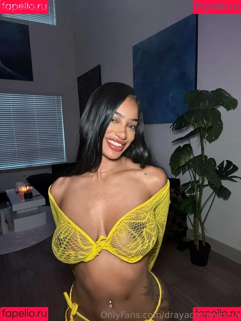 Freckles / cloudydonna / drayadominicana Onlyfans Photo Gallery 