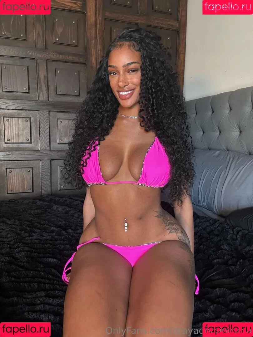 Freckles / cloudydonna / drayadominicana Onlyfans Photo Gallery 