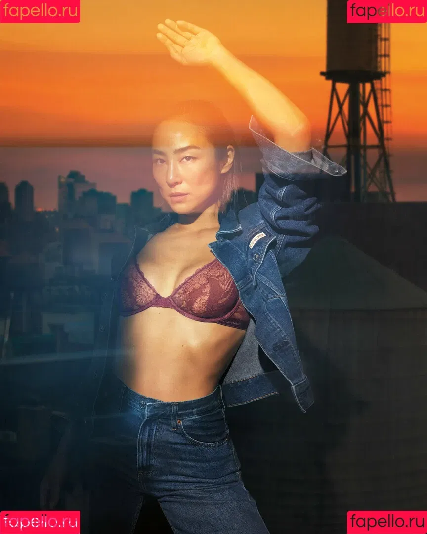 Greta Lee / g-leeboudoir / gretaleeunofficially Onlyfans Photo Gallery 
