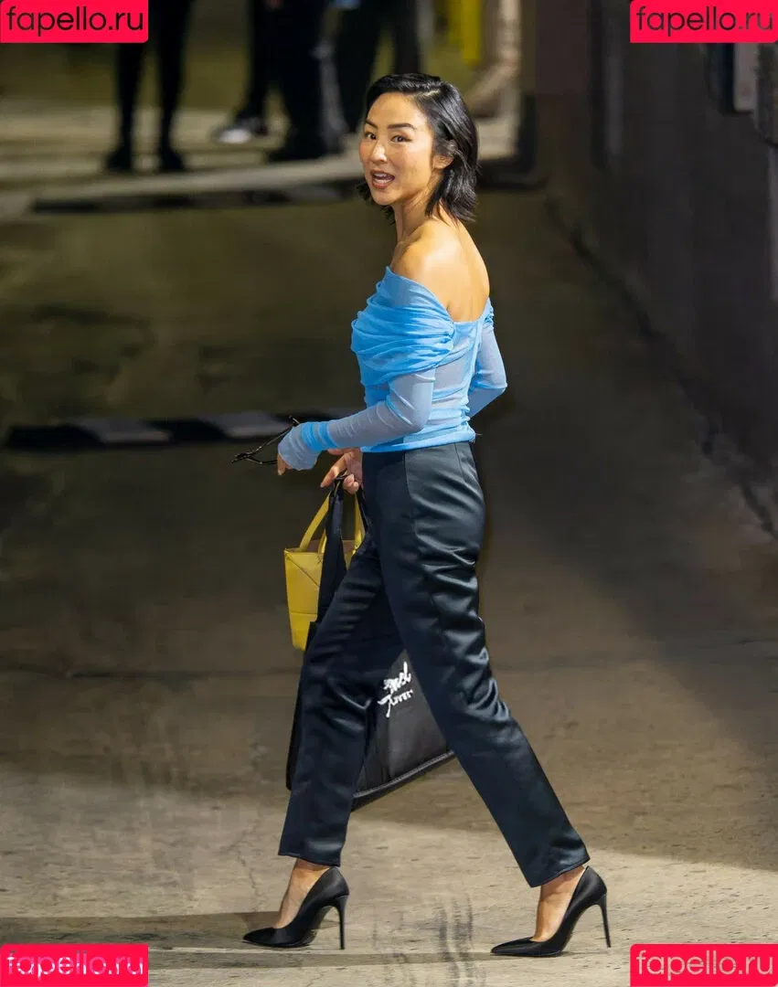 Greta Lee / g-leeboudoir / gretaleeunofficially Onlyfans Photo Gallery 