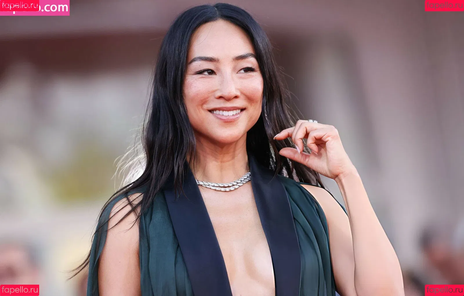 Greta Lee / g-leeboudoir / gretaleeunofficially Onlyfans Photo Gallery 