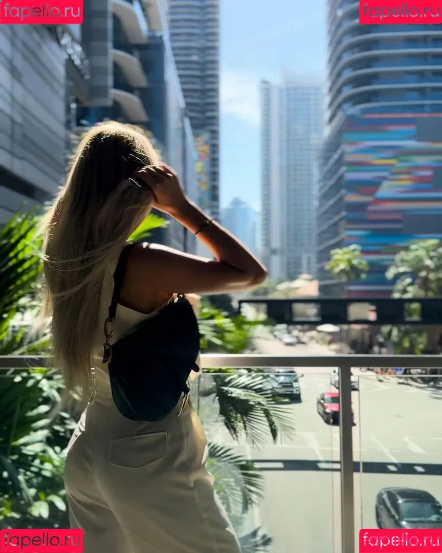 Ema Karter / emakarter / emakarter1 / mirunamilu01 Onlyfans Photo Gallery 