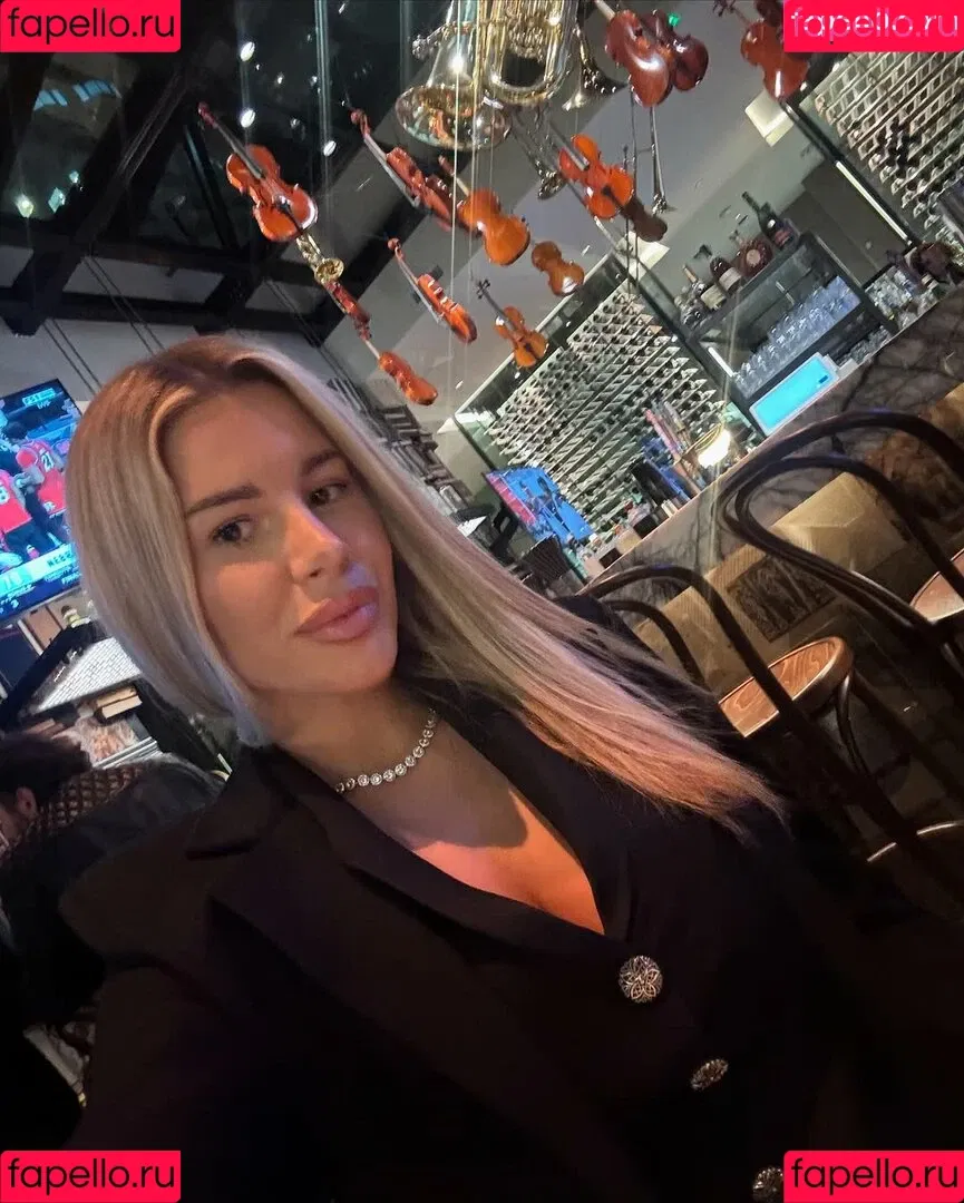 Ema Karter / emakarter / emakarter1 / mirunamilu01 Onlyfans Photo Gallery 