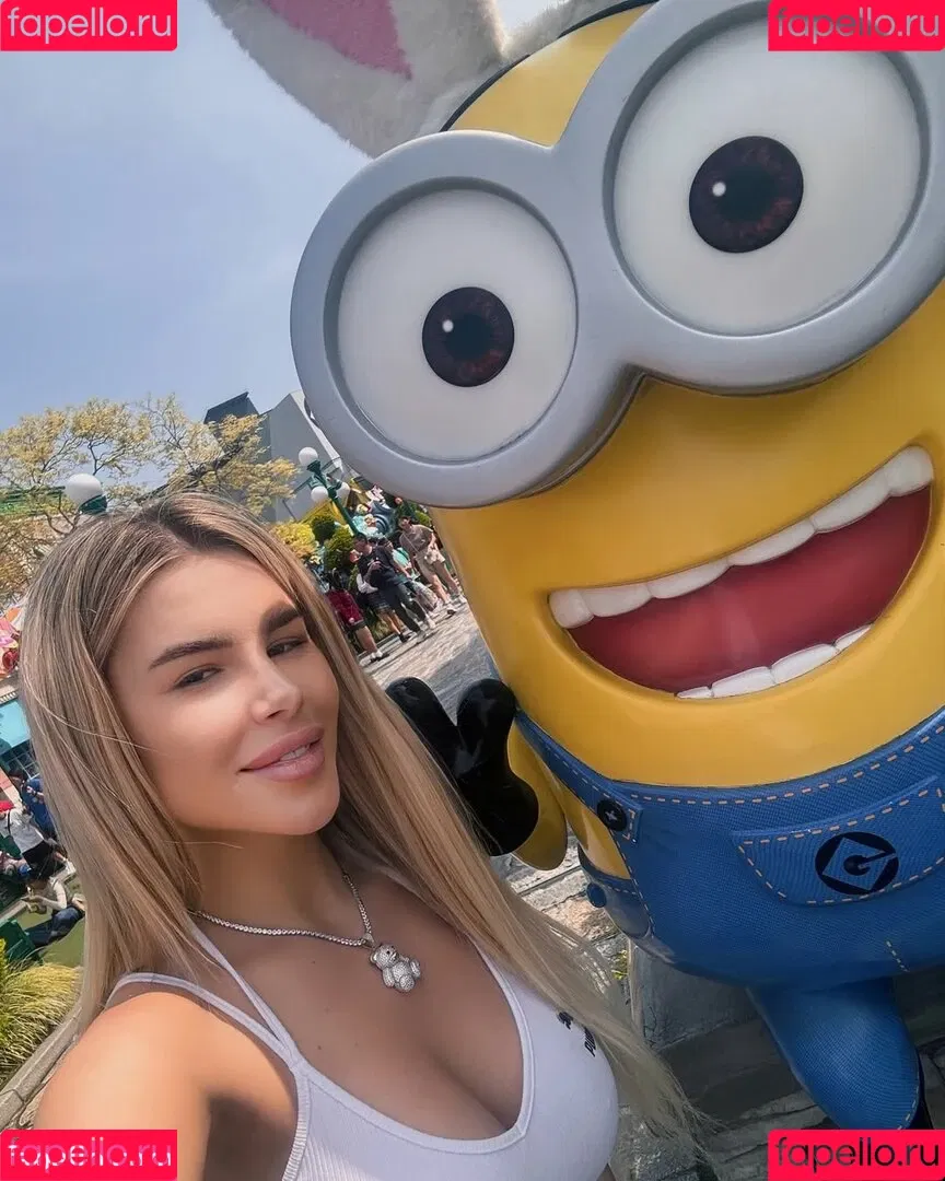 Ema Karter / emakarter / emakarter1 / mirunamilu01 Onlyfans Photo Gallery 