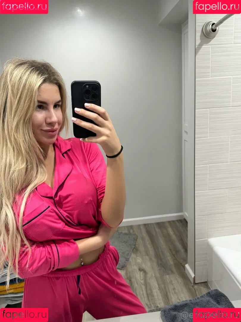 Ema Karter / emakarter / emakarter1 / mirunamilu01 Onlyfans Photo Gallery 