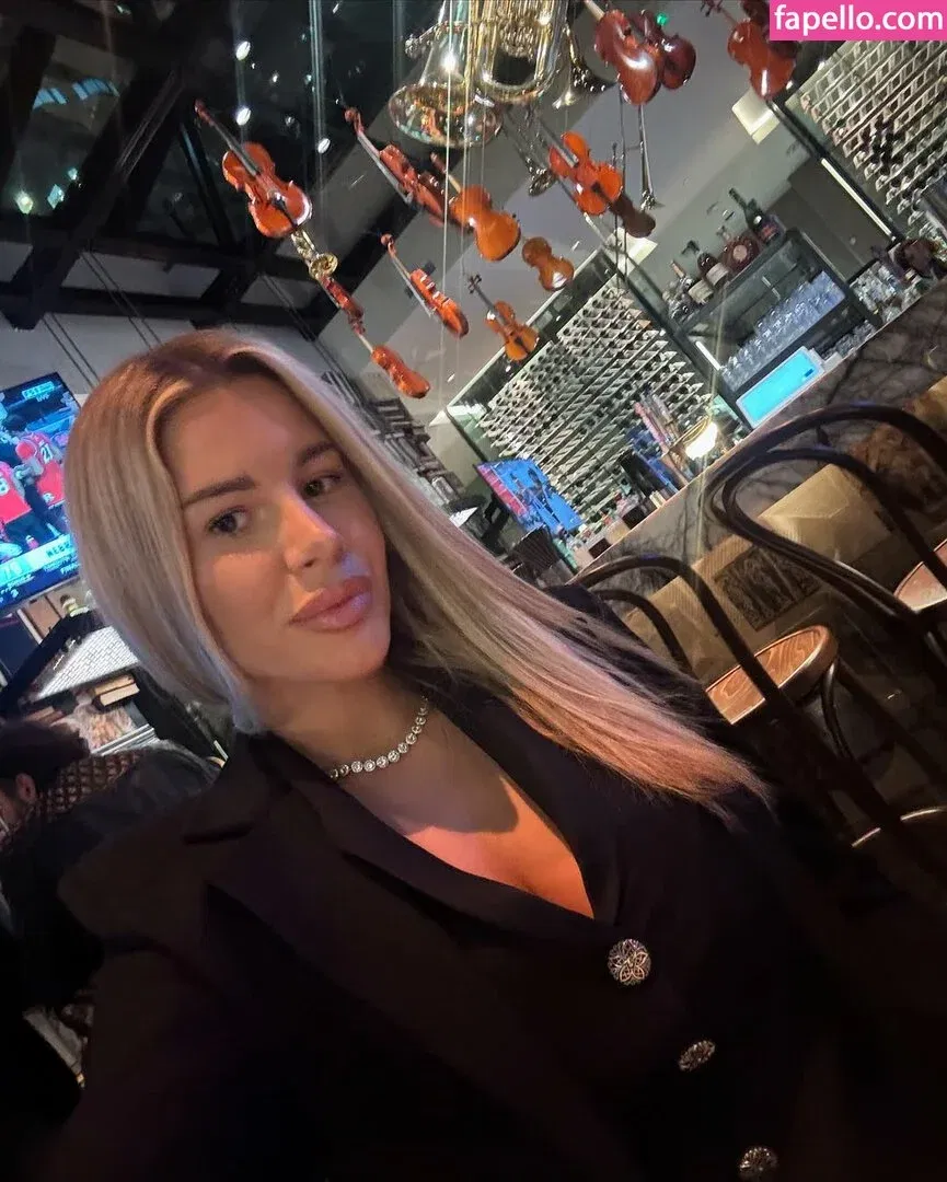 Ema Karter / emakarter / emakarter1 / mirunamilu01 Onlyfans Photo Gallery 