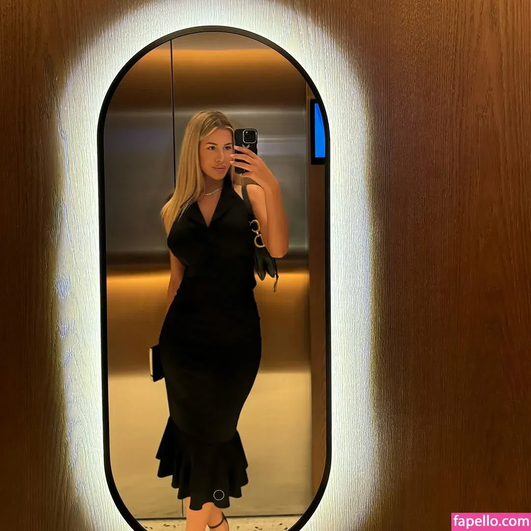 Ema Karter / emakarter / emakarter1 / mirunamilu01 Onlyfans Photo Gallery 