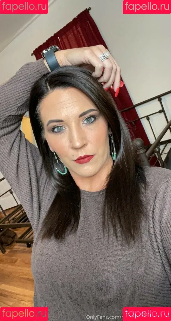 Brooke Blaze / brookeblazebb / hotwife_brookeblaze Onlyfans Photo Gallery 