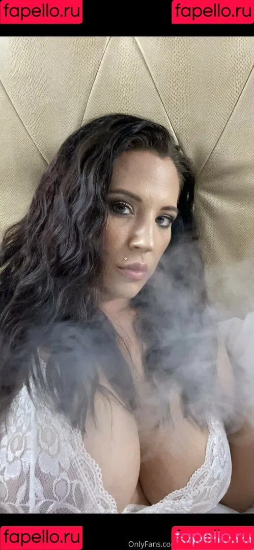 Brooke Blaze / brookeblazebb / hotwife_brookeblaze Onlyfans Photo Gallery 