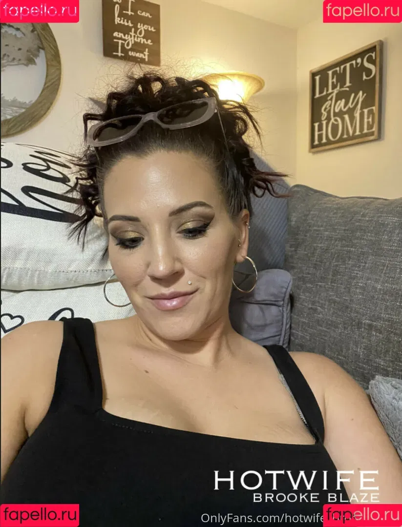 Brooke Blaze / brookeblazebb / hotwife_brookeblaze Onlyfans Photo Gallery 