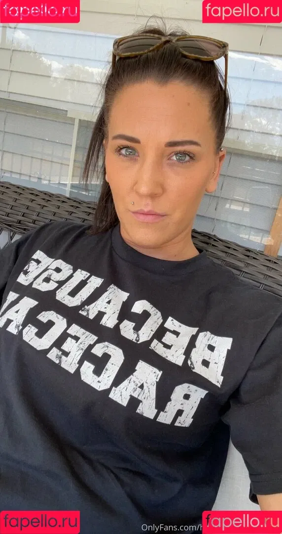 Brooke Blaze / brookeblazebb / hotwife_brookeblaze Onlyfans Photo Gallery 