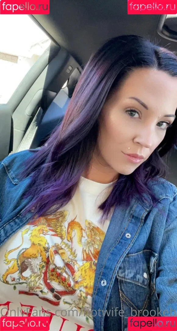 Brooke Blaze / brookeblazebb / hotwife_brookeblaze Onlyfans Photo Gallery 