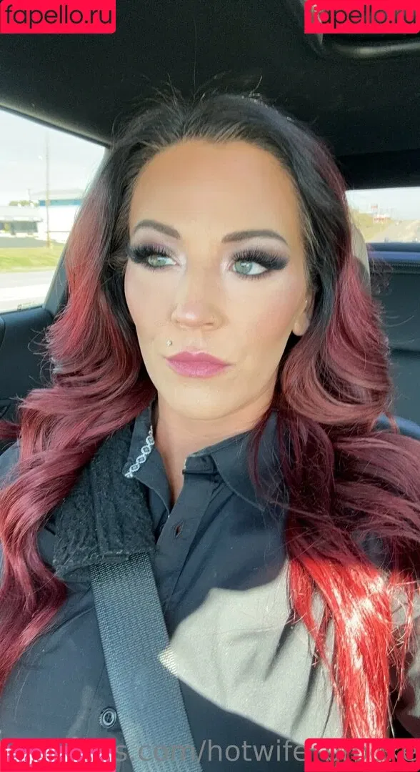 Brooke Blaze / brookeblazebb / hotwife_brookeblaze Onlyfans Photo Gallery 