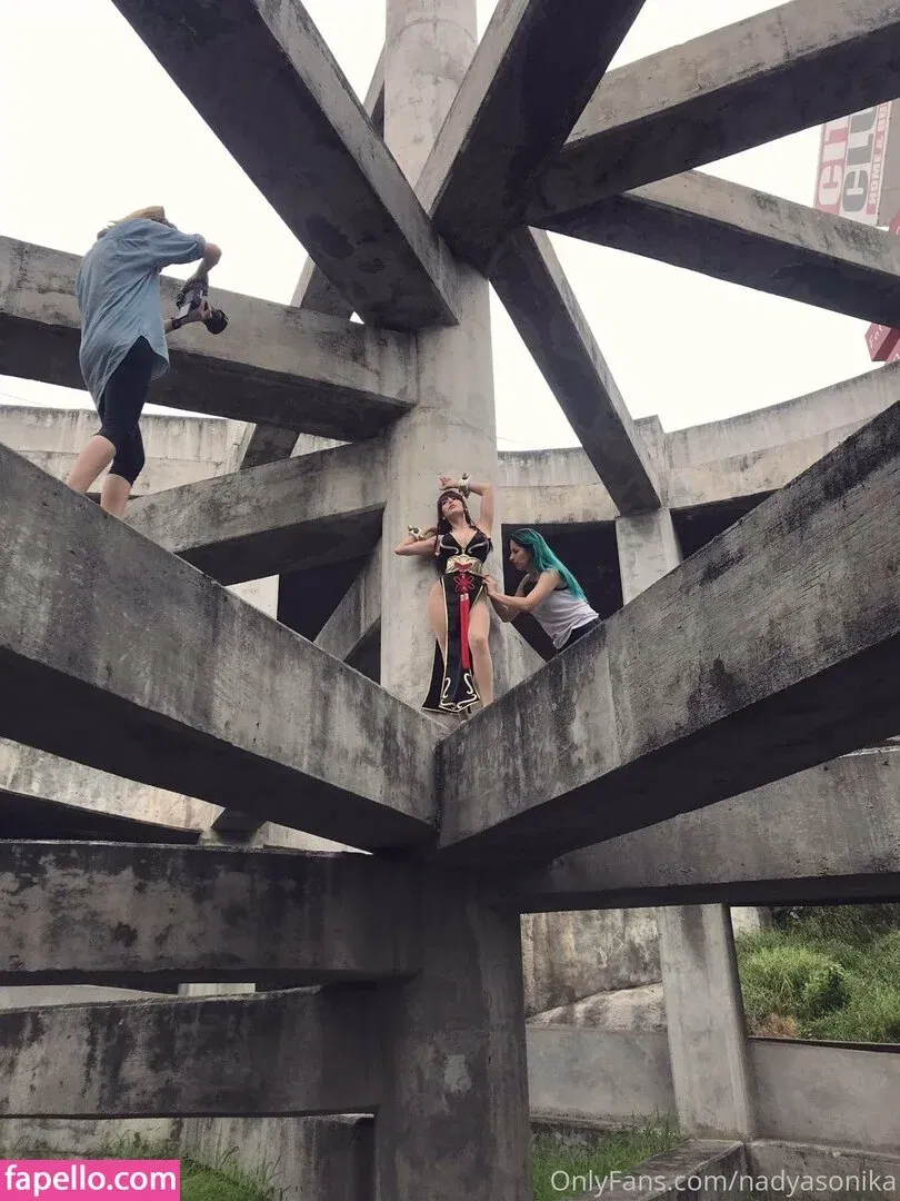 NadyaSonika Onlyfans Photo Gallery 