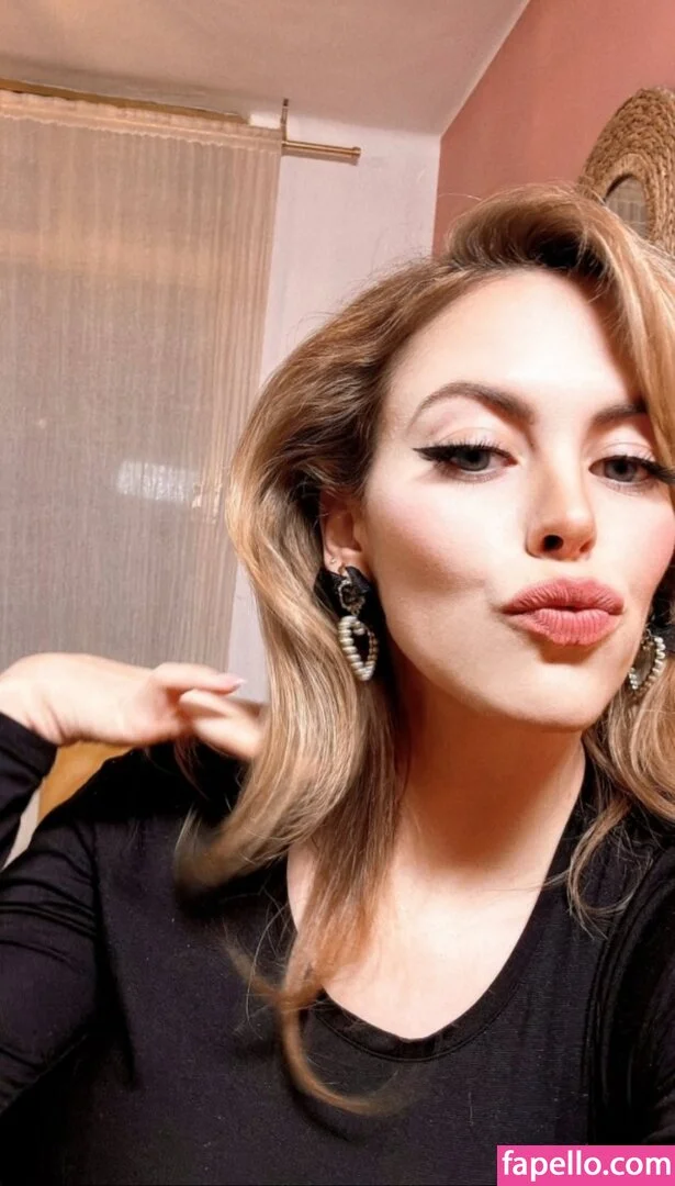 NadyaSonika Onlyfans Photo Gallery 