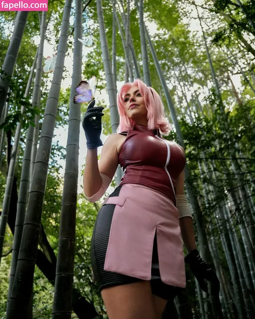 NadyaSonika Onlyfans Photo Gallery 