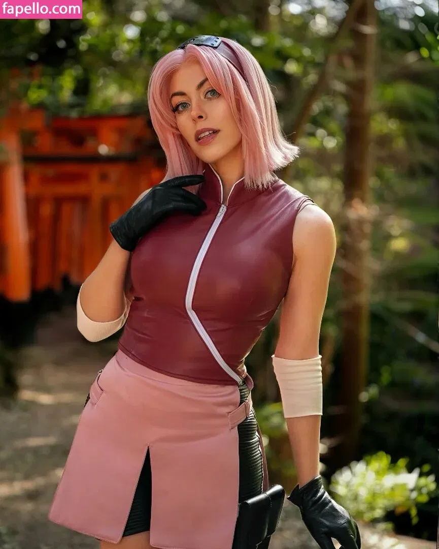 NadyaSonika Onlyfans Photo Gallery 