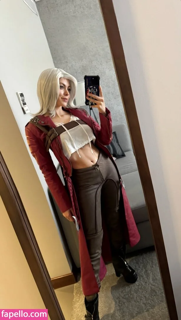 NadyaSonika Onlyfans Photo Gallery 