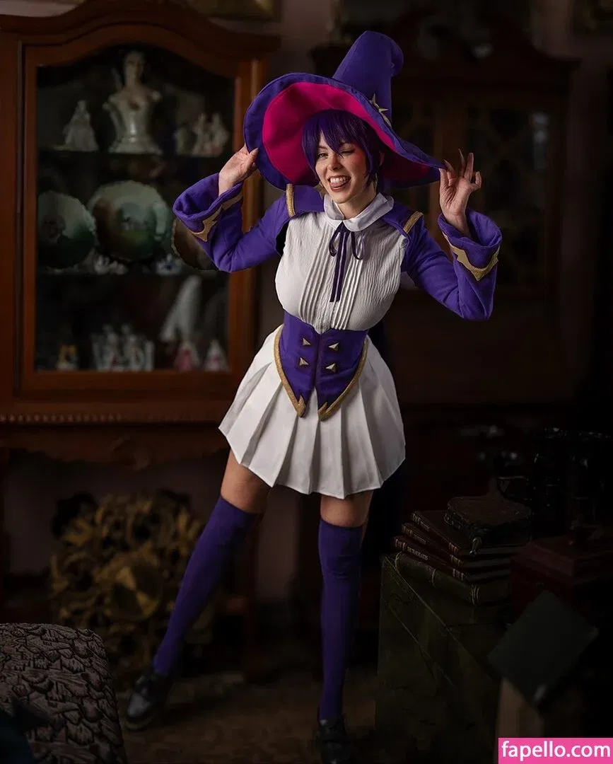 NadyaSonika Onlyfans Photo Gallery 