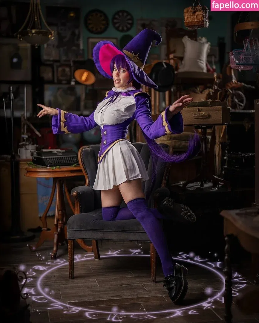 NadyaSonika Onlyfans Photo Gallery 