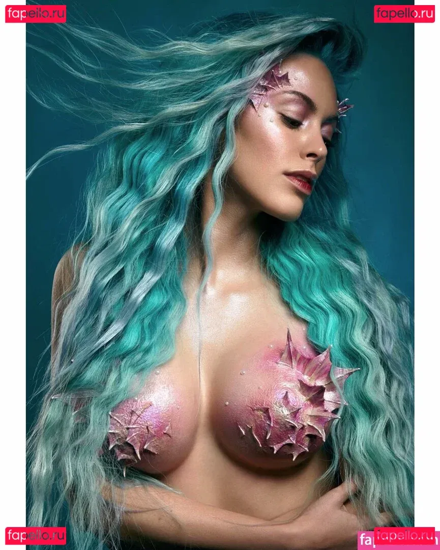 NadyaSonika Onlyfans Photo Gallery 