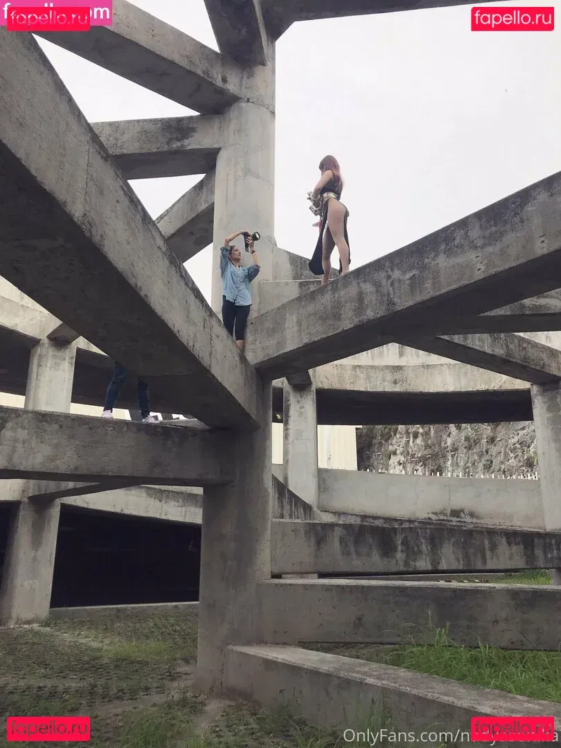 NadyaSonika Onlyfans Photo Gallery 