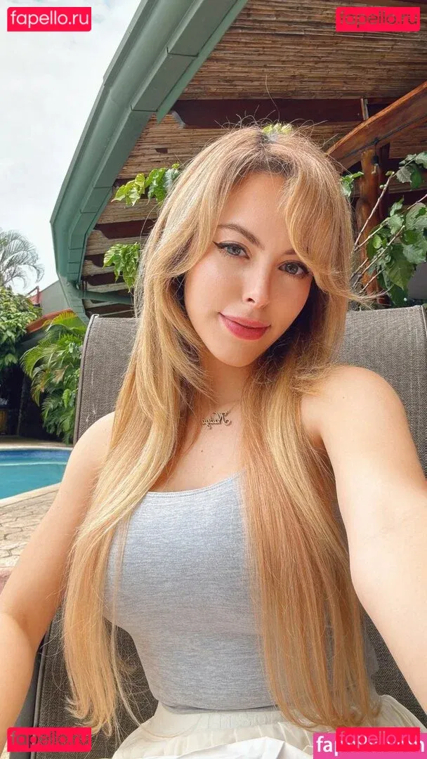 NadyaSonika Onlyfans Photo Gallery 