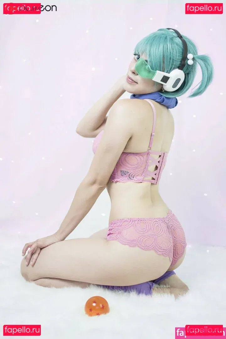 NadyaSonika Onlyfans Photo Gallery 