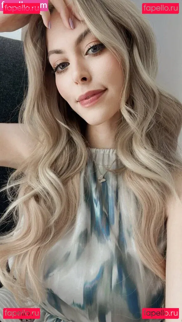 NadyaSonika Onlyfans Photo Gallery 