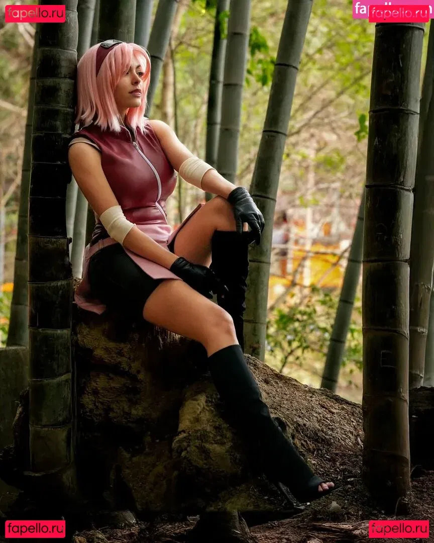 NadyaSonika Onlyfans Photo Gallery 