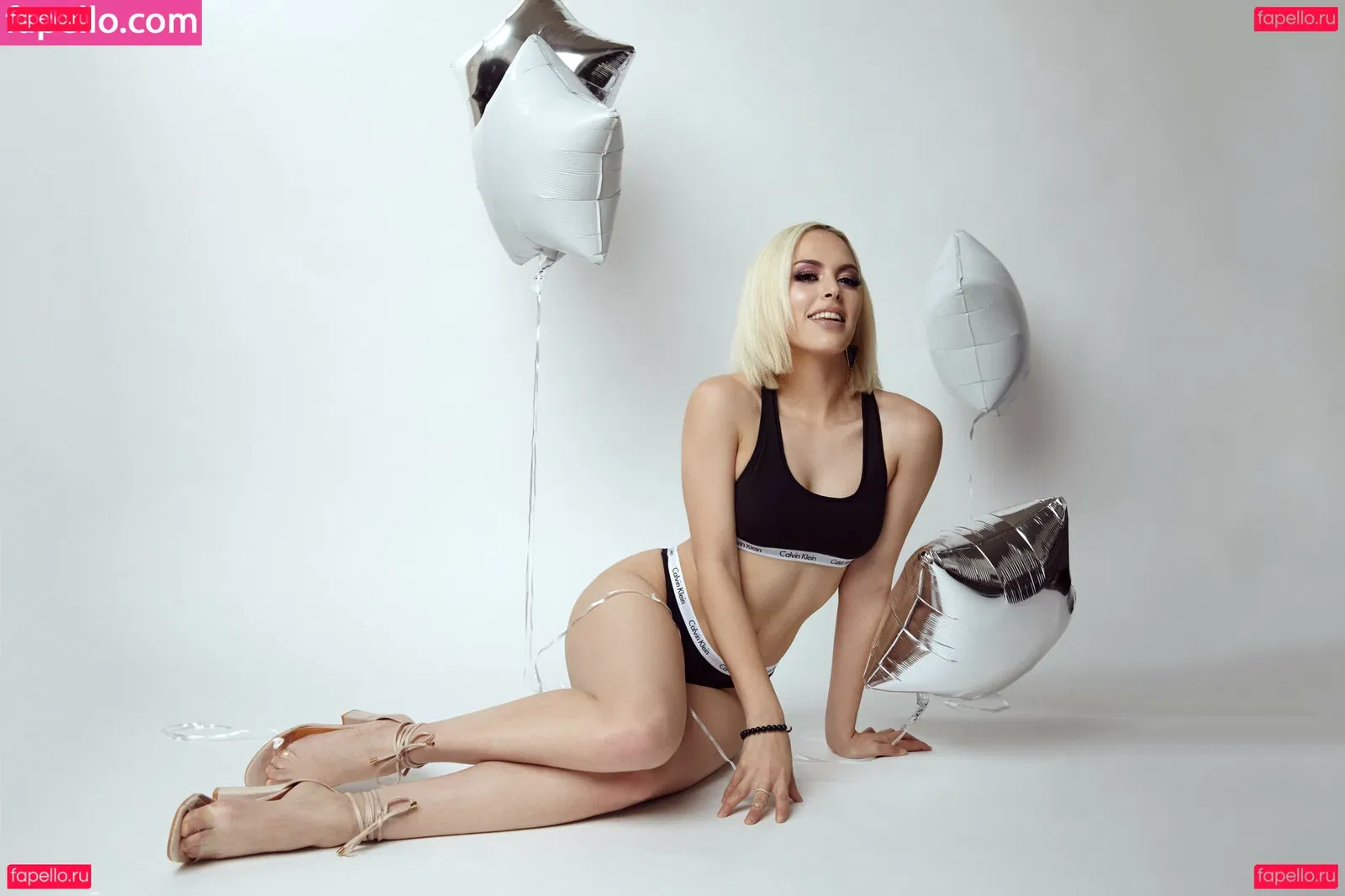 NadyaSonika Onlyfans Photo Gallery 