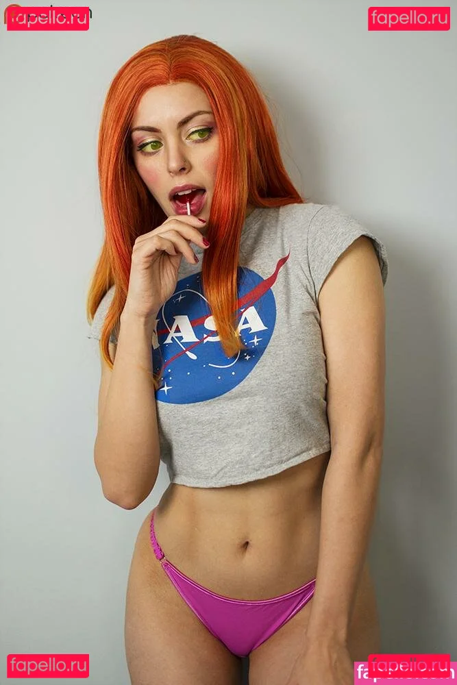 NadyaSonika Onlyfans Photo Gallery 