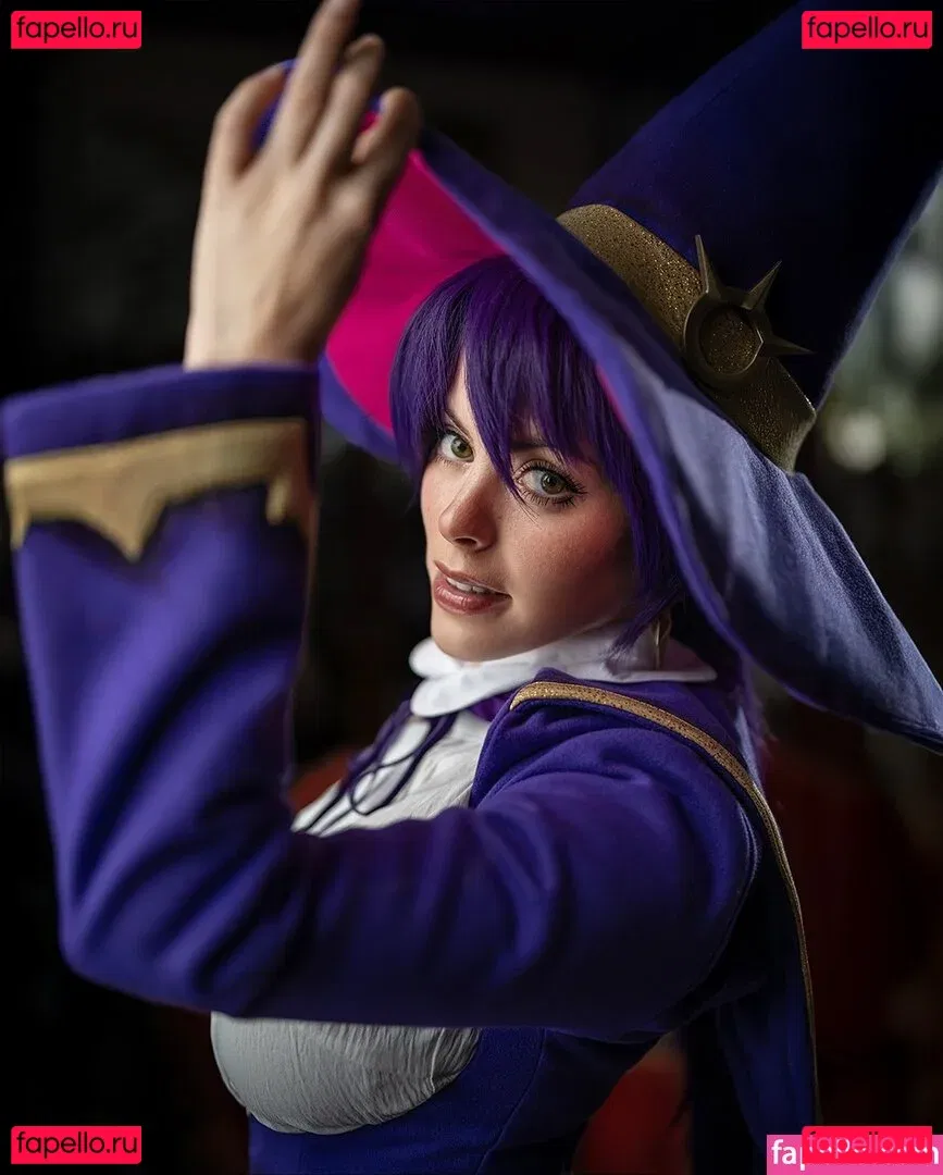 NadyaSonika Onlyfans Photo Gallery 