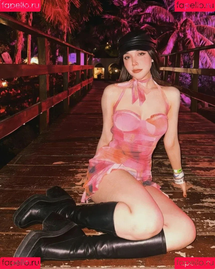 Bethcast Onlyfans Photo Gallery 