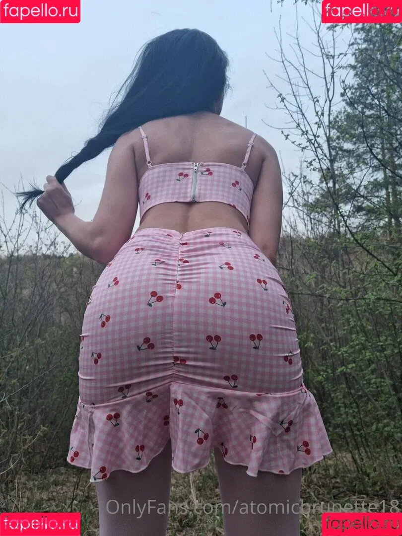 AtomicBrunette8 / Nina / atomicbrunette18 Onlyfans Photo Gallery 