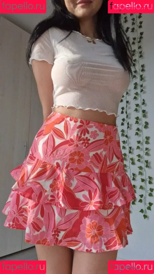 AtomicBrunette8 / Nina / atomicbrunette18 Onlyfans Photo Gallery 