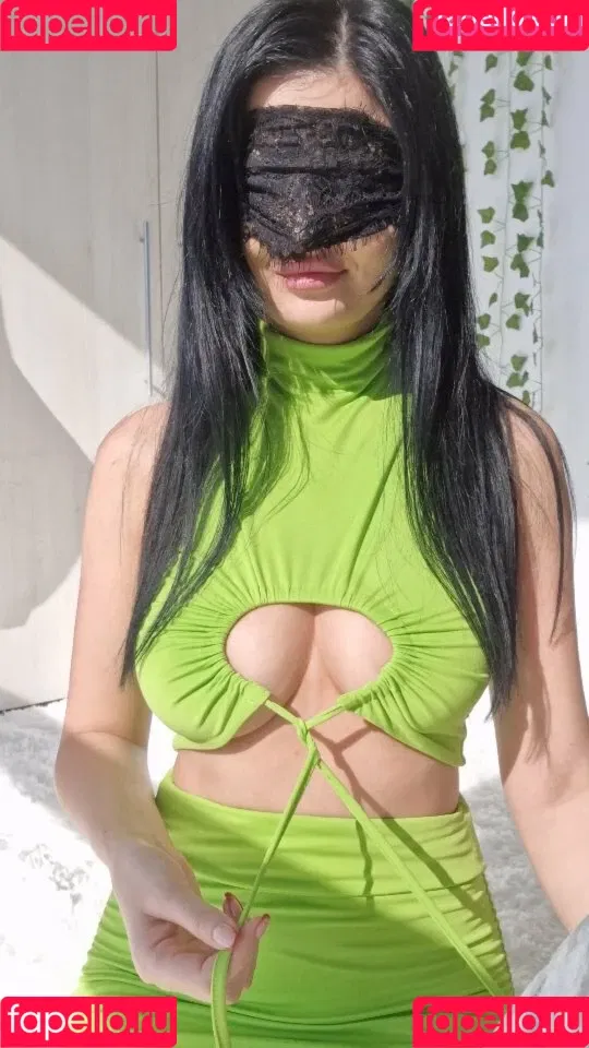 AtomicBrunette8 / Nina / atomicbrunette18 Onlyfans Photo Gallery 